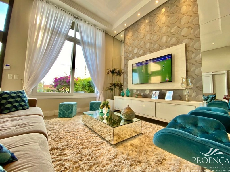 Casa 2 dormitórios sendo uma suíte,  próximo ao mar: 2ª foto da galeria de imagens do imóvel