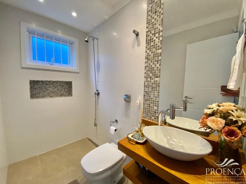 Casa 2 dormitórios sendo uma suíte,  próximo ao mar: 16ª foto da galeria de imagens do imóvel