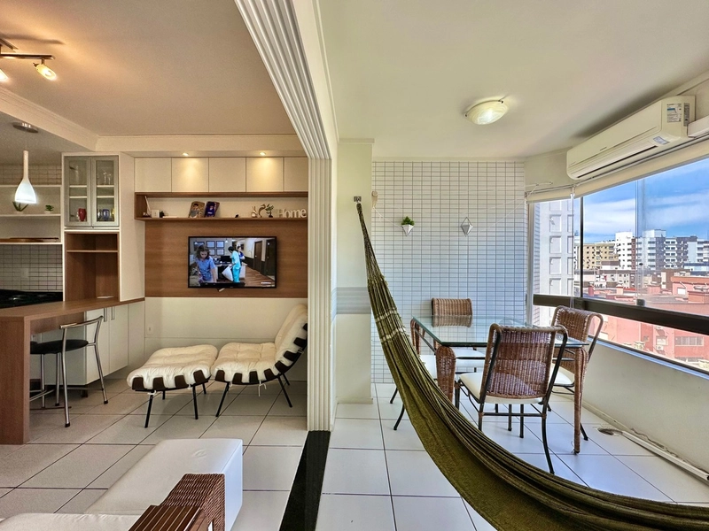 Apartamento com sacada de frente de 1 dormitório: 37ª foto da galeria de imagens do imóvel