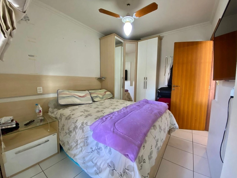Apartamento com sacada de frente de 1 dormitório: 1ª foto da galeria de imagens do imóvel