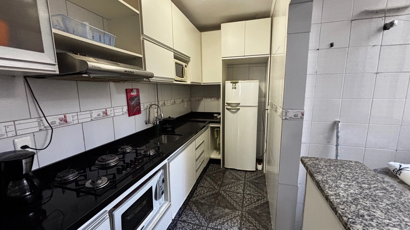 Excelente apartamento 01 dormitório meia quadra do mar Temporada: 4ª foto da galeria de imagens do imóvel