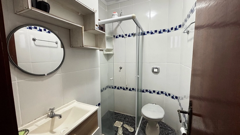 Excelente apartamento 01 dormitório meia quadra do mar Temporada: 8ª foto da galeria de imagens do imóvel