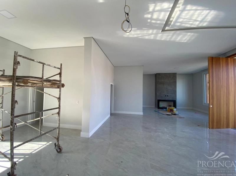 Casa térrea 5 suítes no Centro de Atlântida: 6ª foto da galeria de imagens do imóvel