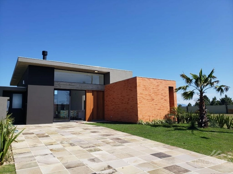 Casas à venda em Xangri-Lá, Condomínio Riviera Xangri La: 2ª foto da galeria de imagens do imóvel