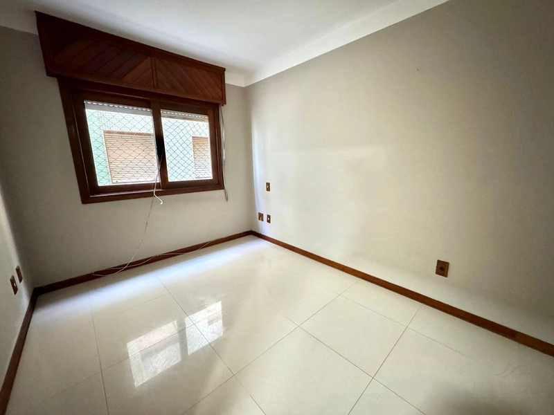 APARTAMENTO À VENDA COM VISTA ETERNA PARA O MAR: 12ª foto da galeria de imagens do imóvel