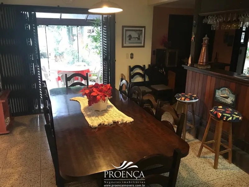 Excelente Casa com 5 dormitórios sendo 2 suíte: 18ª foto da galeria de imagens do imóvel