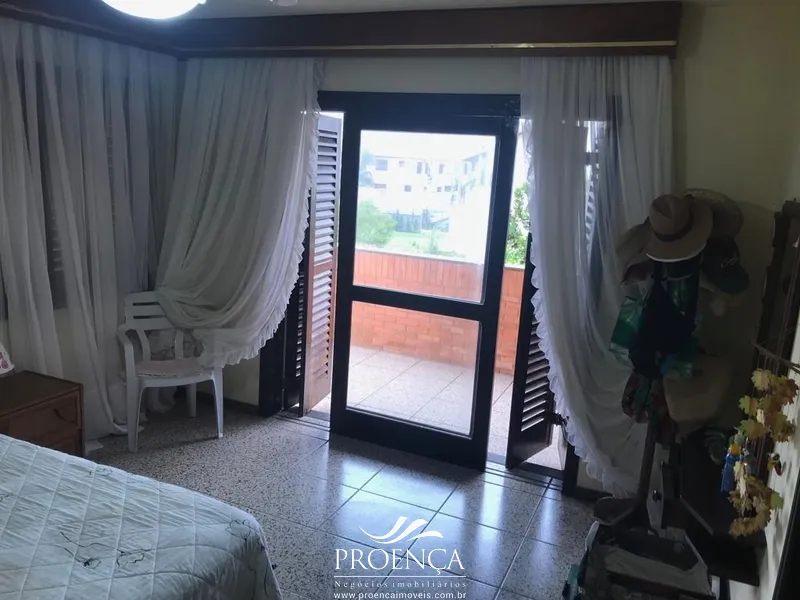 Excelente Casa com 5 dormitórios sendo 2 suíte: 11ª foto da galeria de imagens do imóvel
