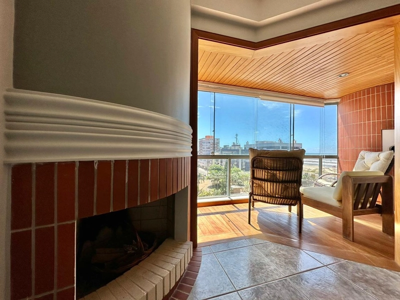 Apartamento 2 dormitórios, frente da Praça do Farol, em Capão da Canoa: 19ª foto da galeria de imagens do imóvel