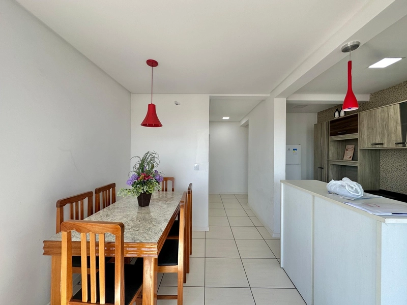 Apartamento 02 dormitórios frente Praça em Capão da Canoa: 3ª foto da galeria de imagens do imóvel