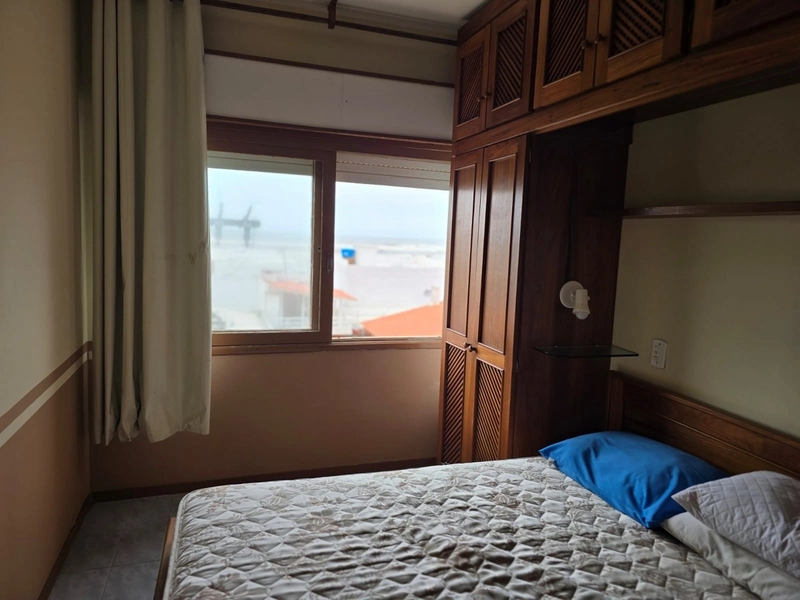 APARTAMENTO A BEIRA MAR --- De R$ 850.000,00 → por R$ 680.000,00: 2ª foto da galeria de imagens do imóvel