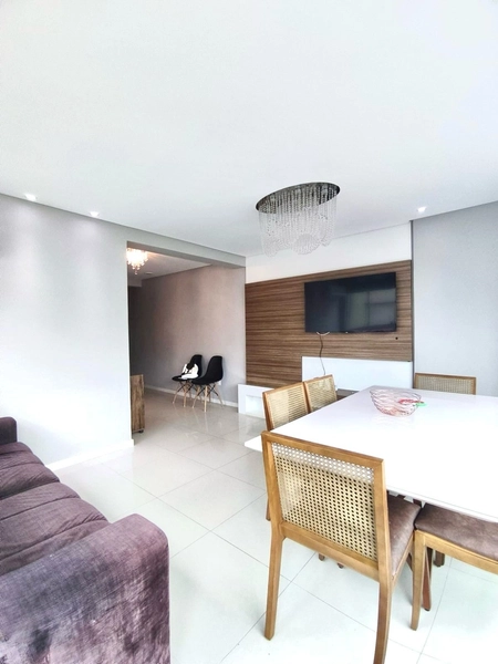 Apartamento de frente, 3 dormitórios, mobiliado, Zona Nova: 10ª foto da galeria de imagens do imóvel