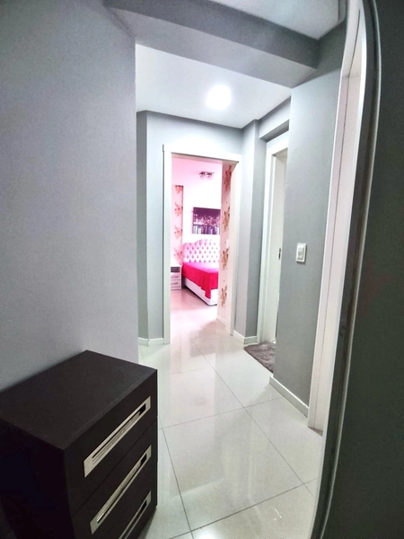 Apartamento de frente, 3 dormitórios, mobiliado, Zona Nova: 12ª foto da galeria de imagens do imóvel