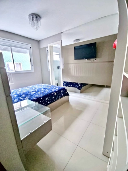 Apartamento de frente, 3 dormitórios, mobiliado, Zona Nova: 18ª foto da galeria de imagens do imóvel