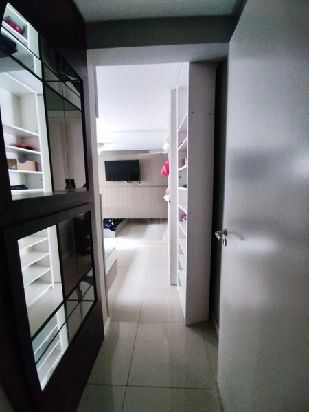 Apartamento de frente, 3 dormitórios, mobiliado, Zona Nova: 1ª foto da galeria de imagens do imóvel