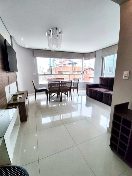 Apartamento de frente, 3 dormitórios, mobiliado, Zona Nova: 11ª foto da galeria de imagens do imóvel