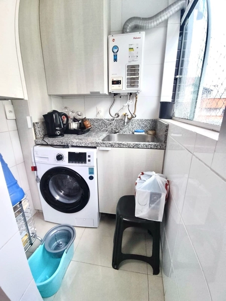 Apartamento de frente, 3 dormitórios, mobiliado, Zona Nova: 5ª foto da galeria de imagens do imóvel