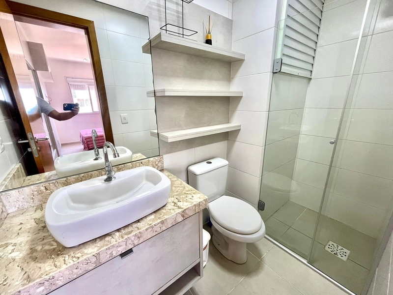Apartamento de 2 Dormitórios  Com box: 2ª foto da galeria de imagens do imóvel
