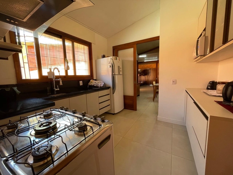 Casa 5 dormitórios no bairro Atlântida Xangrila: 11ª foto da galeria de imagens do imóvel