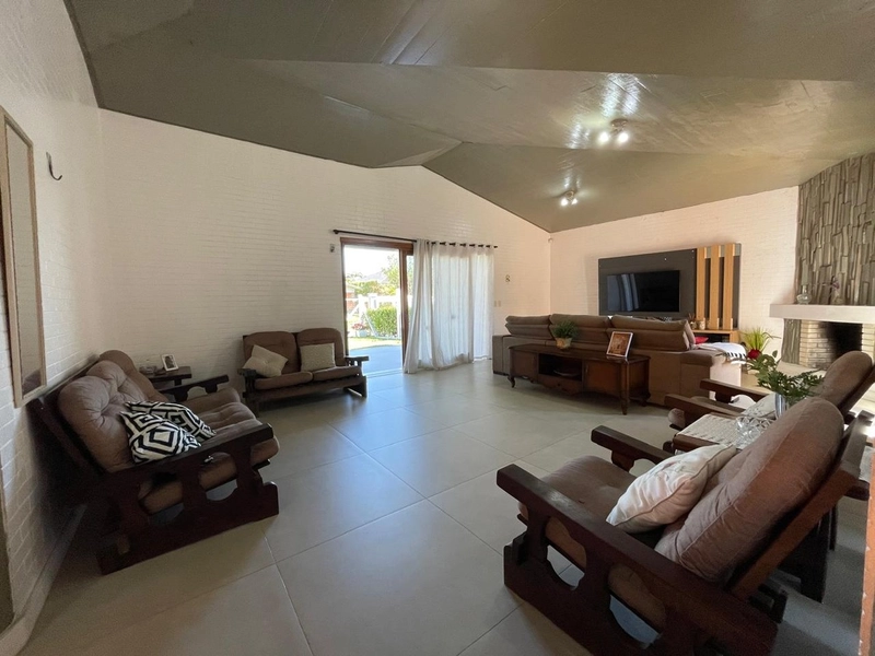 Casa 5 dormitórios no bairro Atlântida Xangrila: 6ª foto da galeria de imagens do imóvel