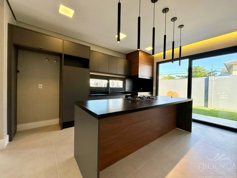 CASA TÉRREA DE CONDOMÍNIO EM XANGRI-LÁ.: 7ª foto da galeria de imagens do imóvel