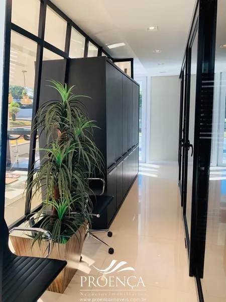 Sala comercial, Loja finamente mobiliada e decorada.: 2ª foto da galeria de imagens do imóvel