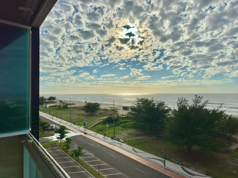 APARTAMENTO À VENDA DE FRENTE PARA O MAR: 20ª foto da galeria de imagens do imóvel