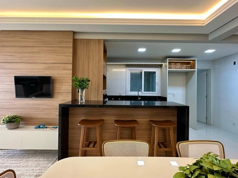 APARTAMENTO À VENDA DE FRENTE PARA O MAR: 3ª foto da galeria de imagens do imóvel