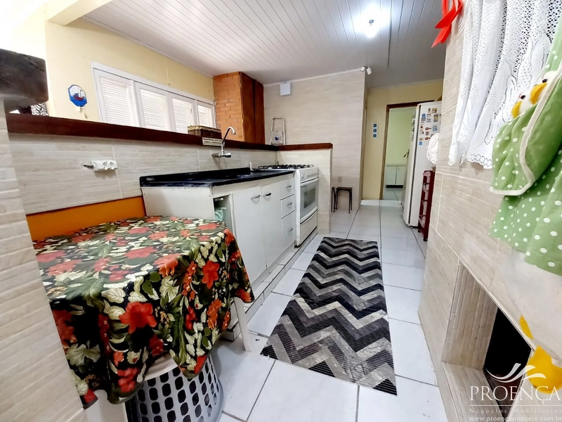 Duplex 4 dormitórios sendo 1 suíte, amplo pátio na frente: 12ª foto da galeria de imagens do imóvel