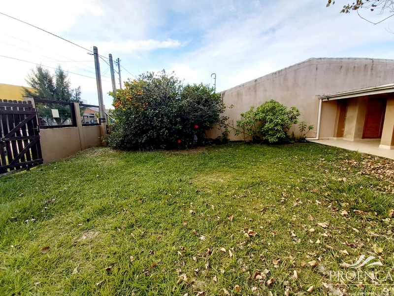 Duplex 4 dormitórios sendo 1 suíte, amplo pátio na frente: 11ª foto da galeria de imagens do imóvel
