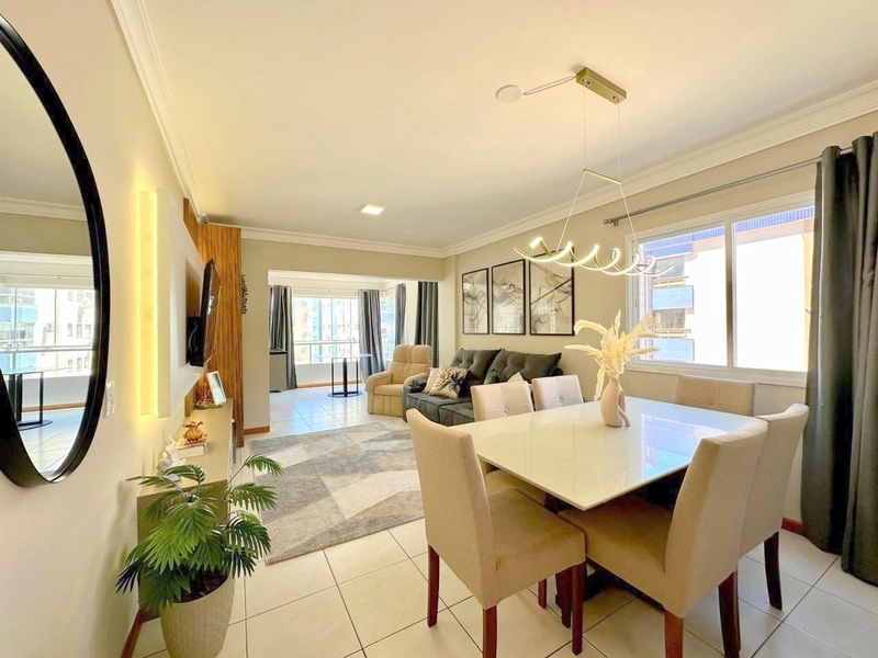 Apartamento 2 dormitórios, 1 suíte, Bairro Centro, em Capão da Canoa: 1ª foto da galeria de imagens do imóvel