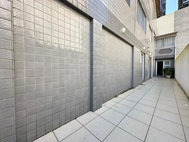 Apartamento térreo de 03 dormitórios com terraço: 12ª foto da galeria de imagens do imóvel