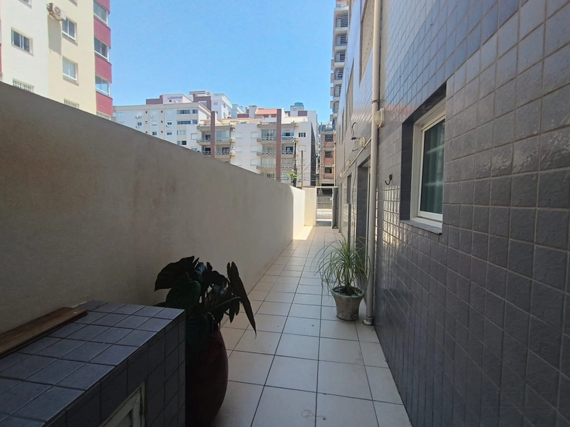 Apartamento térreo de 03 dormitórios com terraço: 29ª foto da galeria de imagens do imóvel