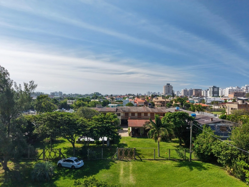 CASA A VENDA EM ATLÂNTIDA/XANGRI-LÁ e 06 APTOS AOS FUNDOS: 10ª foto da galeria de imagens do imóvel