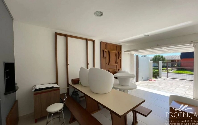 Mobiliado e Decorado à poucos metros do mar: 20ª foto da galeria de imagens do imóvel