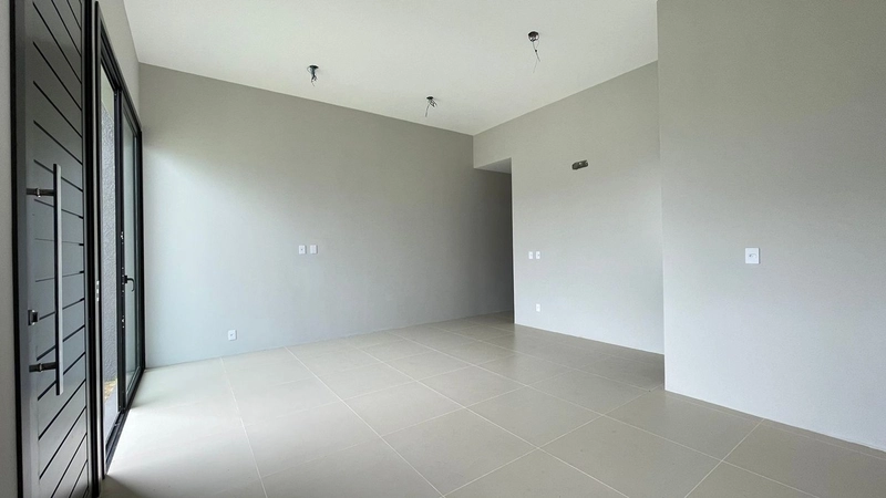 Casas fora de condomínio à venda em Xangri-Lá, Centro: 1ª foto da galeria de imagens do imóvel