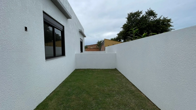 Casas fora de condomínio à venda em Xangri-Lá, Centro: 2ª foto da galeria de imagens do imóvel