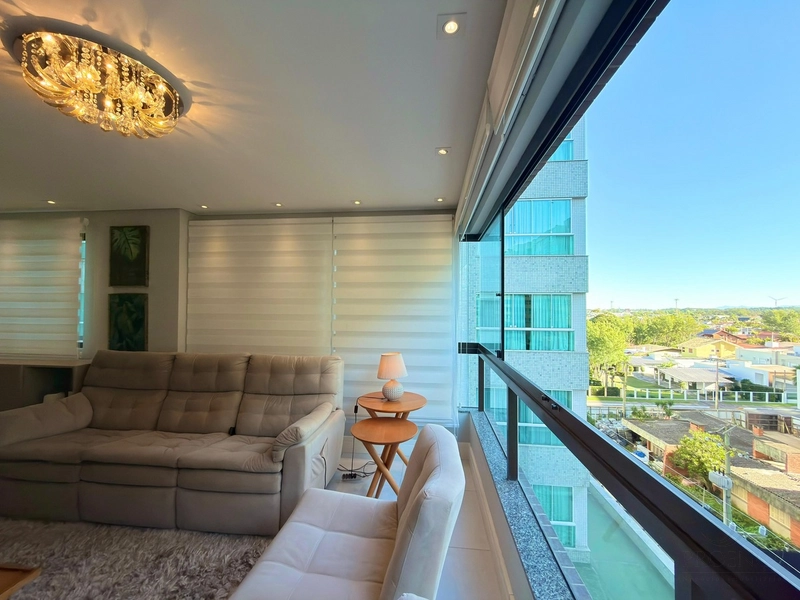 Apartamento de 3 dormitórios de frente: 3ª foto da galeria de imagens do imóvel