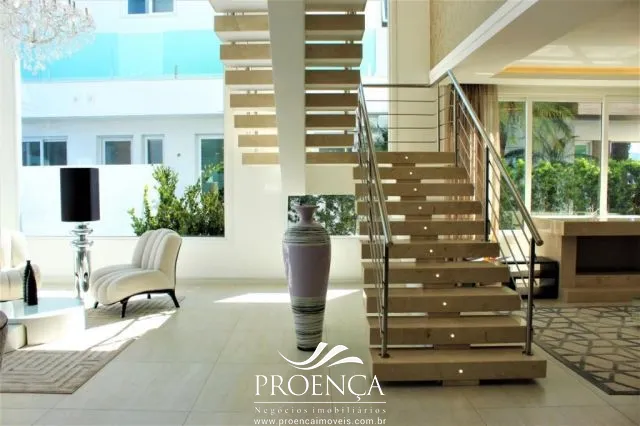Mobiliada e Decorada, sendo 05 SUITES, Beira Lago.: 18ª foto da galeria de imagens do imóvel