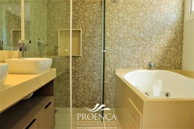 Mobiliada e Decorada, sendo 05 SUITES, Beira Lago.: 40ª foto da galeria de imagens do imóvel
