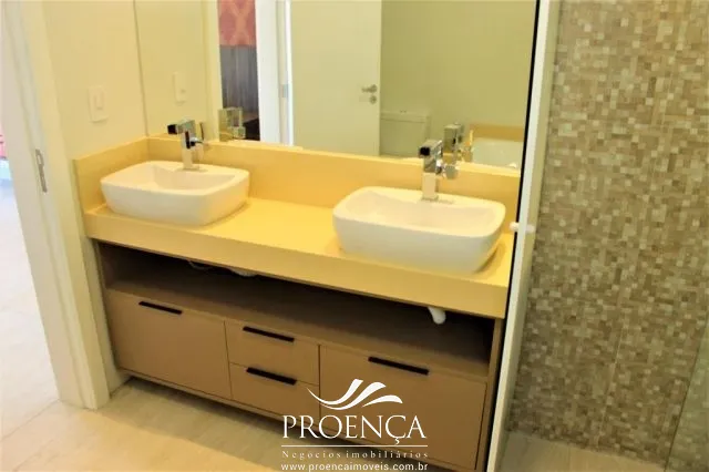 Mobiliada e Decorada, sendo 05 SUITES, Beira Lago.: 38ª foto da galeria de imagens do imóvel