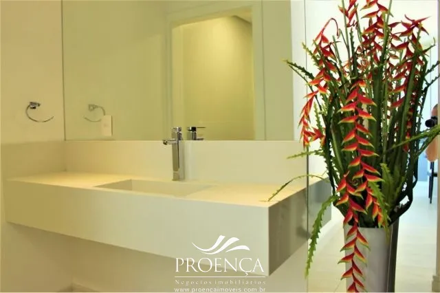 Mobiliada e Decorada, sendo 05 SUITES, Beira Lago.: 42ª foto da galeria de imagens do imóvel