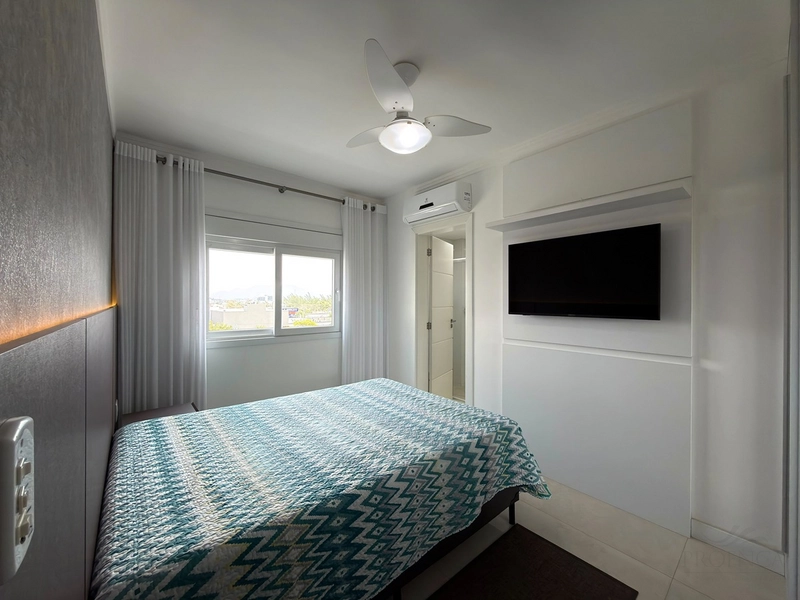 APARTAMENTO À VENDA EM CAPÃO DA CANOA! MOBILIADO E DECORADO • TODO CLIMATIZADO • SACADA DE FRENTE: 25ª foto da galeria de imagens do imóvel