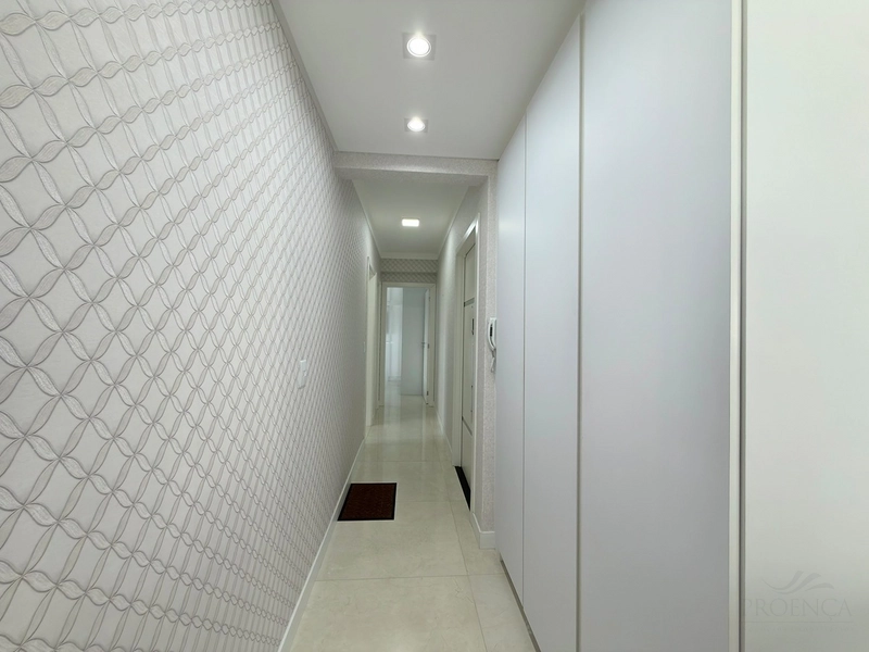 APARTAMENTO À VENDA EM CAPÃO DA CANOA! MOBILIADO E DECORADO • TODO CLIMATIZADO • SACADA DE FRENTE: 20ª foto da galeria de imagens do imóvel