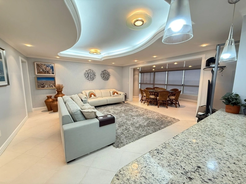Apartamento com 04 dormitórios, beira mar, Capão da Canoa.: 3ª foto da galeria de imagens do imóvel