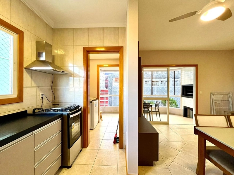 Apartamento de 2 Dormitórios com suite sacada de frente: 4ª foto da galeria de imagens do imóvel