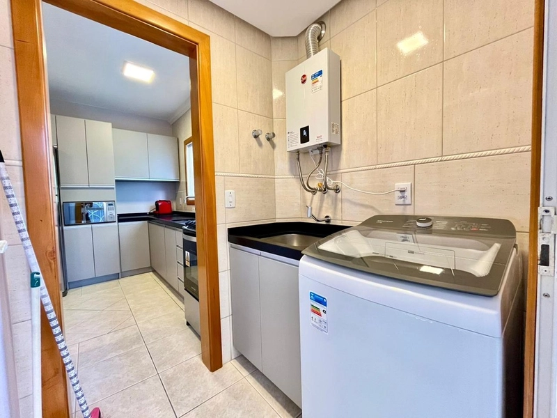Apartamento de 2 Dormitórios com suite sacada de frente: 11ª foto da galeria de imagens do imóvel