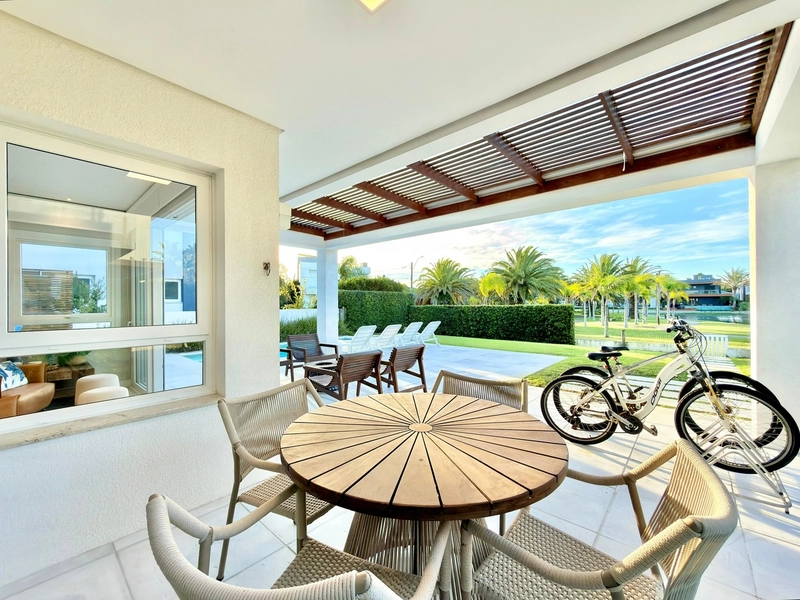 CASA À VENDA CONDOMÍNIO SEA COAST: 1ª foto da galeria de imagens do imóvel