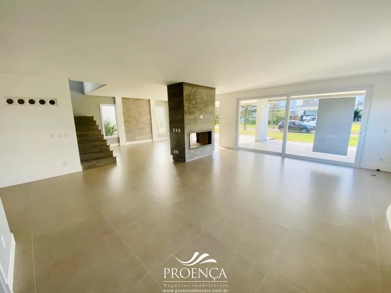 Sobrado Novo 5 Suites, projeto Diferenciado.: 3ª foto da galeria de imagens do imóvel