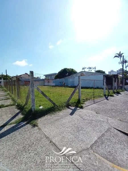 Terreno bem localizado em Capão da Canoa com área total de 450m²: 2ª foto da galeria de imagens do imóvel