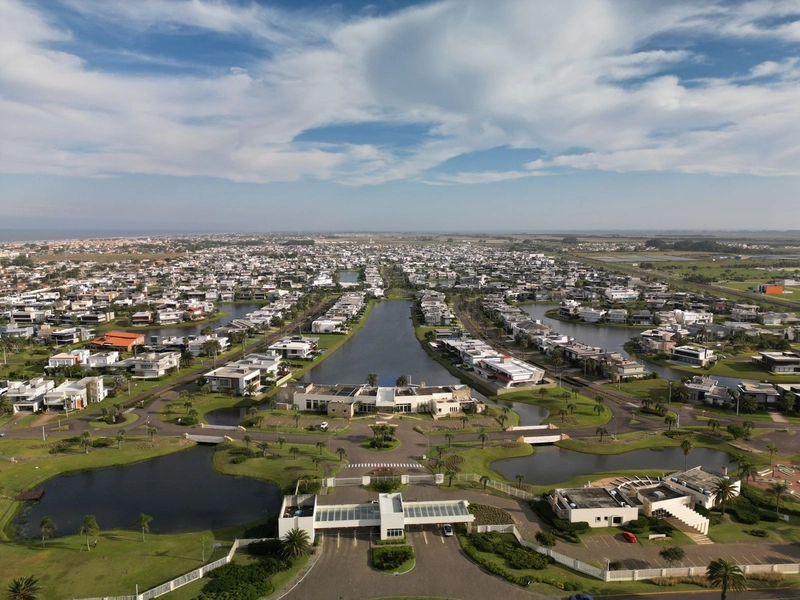 CONDOMÍNIO ENSEADA SOBRADO À VENDA COM VISTA INCRÍVEL PARA O LAGO: 42ª foto da galeria de imagens do imóvel